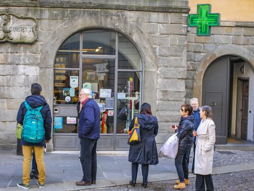 Vaccini, la svolta lombarda: dove si può fare la terza dose