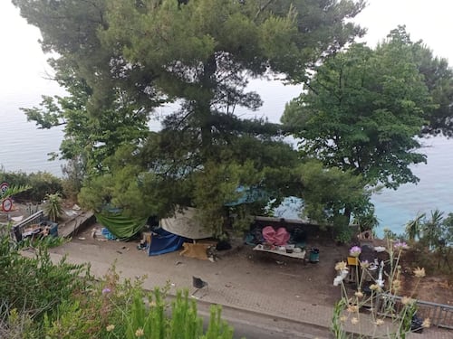 Ventimiglia: ovunque accampamenti di migranti, pure in spiaggia