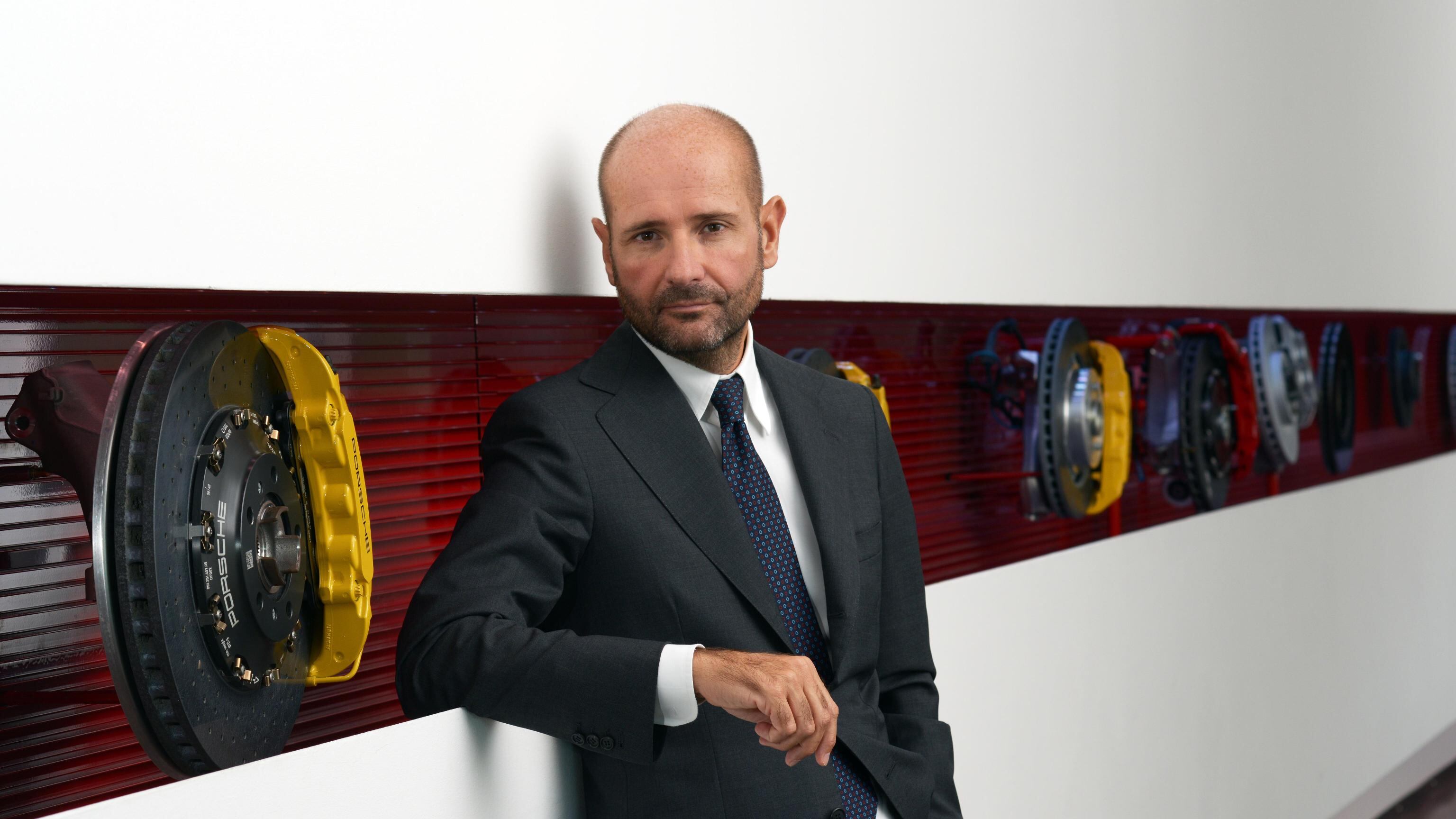 Brembo dribbla la crisi con il "super-magazzino"