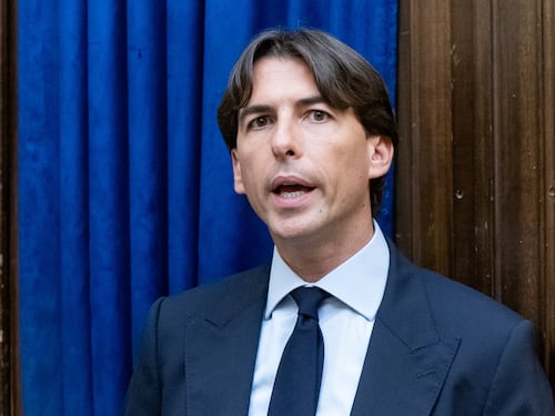 Il vizietto del “centrista” Onorato: pescare dirigenti dalla destra