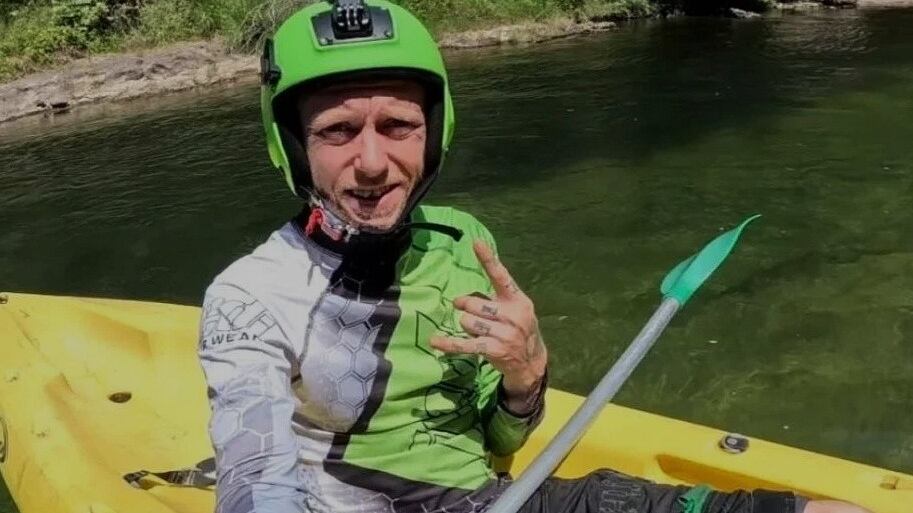 Il paracadute non si apre: lo schianto del base jumper dal 29° piano