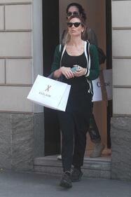 Ilary Blasi, shopping a Milano con l'amica Morena 13