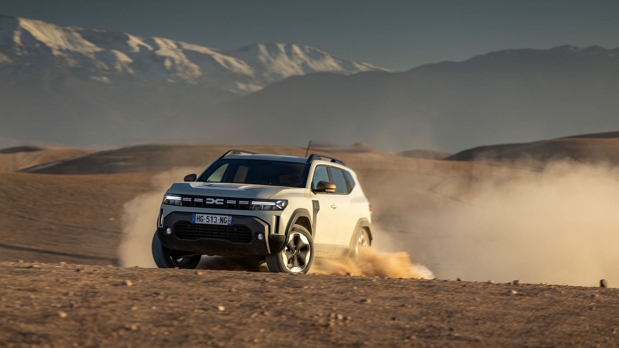 Dacia Duster Hybrid-G 150 4x4: la top di gamma provata nel deserto di Agafay