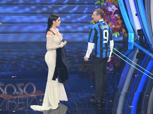 Lapo Elkann punge Amadeus: "Normale che l'Inter sia dietro alla Juve"