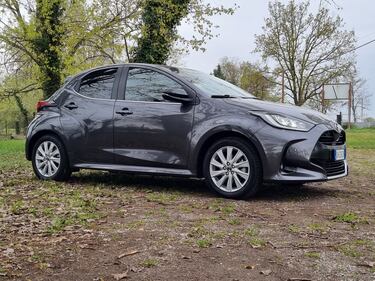 Mazda2 Hybrid prova su strada: guarda le foto 13