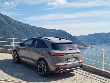 DS 7 E-Tense 4x4, da Milano a Cernobbio: guarda la gallery 8