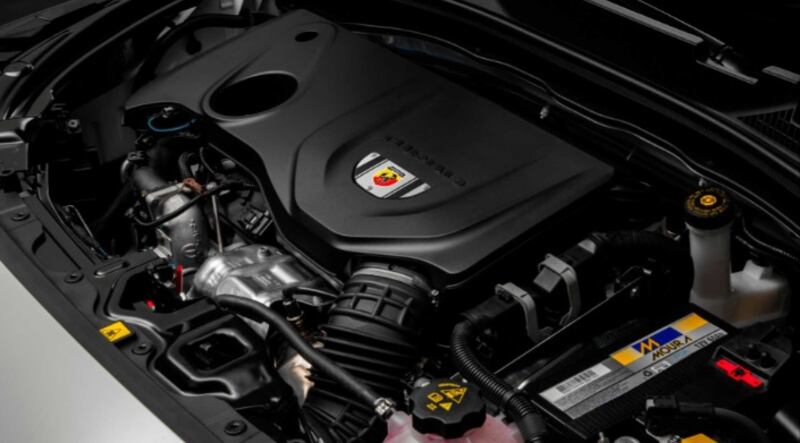 Abarth Pulse, lo scorpione punge in Brasile: le immagini 1