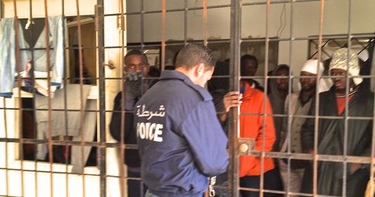 Nel centro di detenzione dove si ammassano ​decine di clandestini  5