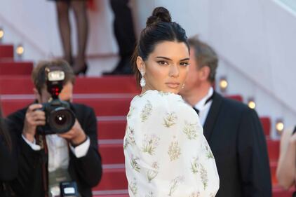 Sulla Coisette il velo di Kendall Jenner 9