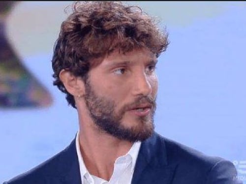 Stefano De Martino: "Belen? Non siamo tornati insieme ma siamo una bella famiglia"