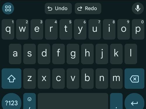 Sulla tastiera Google spuntano due nuovi pulsanti: a cosa servono e perché erano attesi