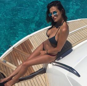 Sorelle Buccino, un'estate hot 59