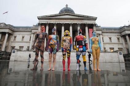 Londra, tele umane per promuovere l'arte 4