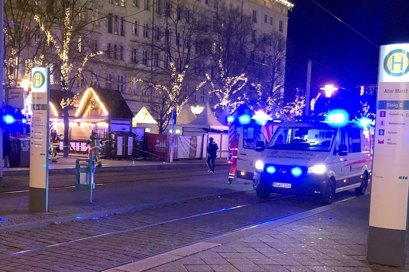 Attentato a Magdeburgo, il mercatino di Natale dopo l'attacco 4