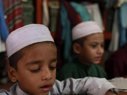 Isis, nelle moschee lezioni di estremismo