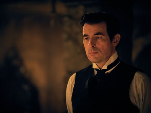 Dracula, la nuova serie tv sbarca su Netflix