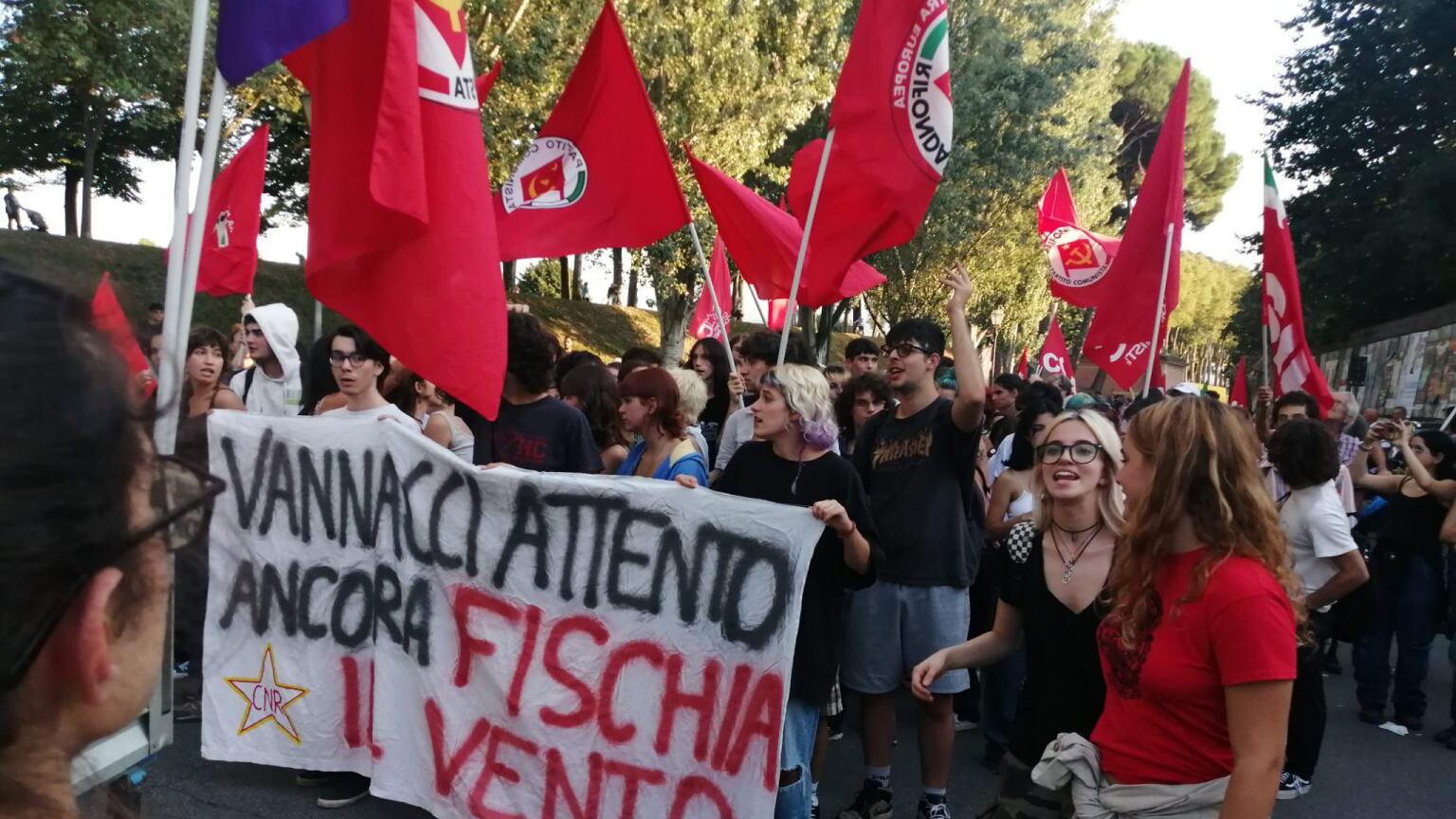 "Annullare l'evento". Anpi e femministe vogliono zittire Vannacci