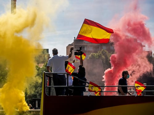 La metamorfosi dei sovranisti per prendersi l'Ue