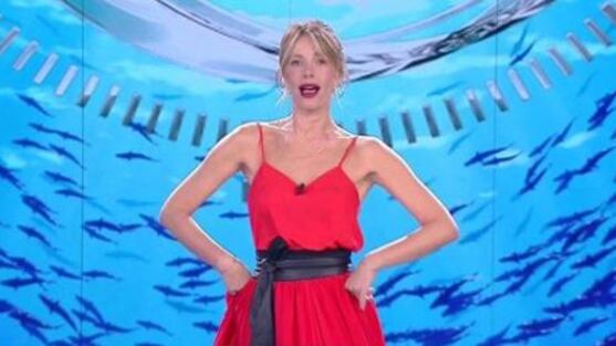 Isola dei Famosi, la Gialappa punge la Marcuzzi: "Hai fatto figli con mezza Italia"