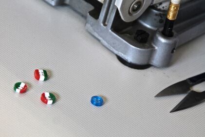 Un laboratorio dove il Made in Italy si cuce sul petto 13