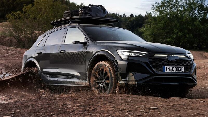 Audi Q8 e-tron edition Dakar, guarda tutte le foto 6