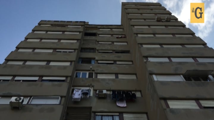 Nella Greenfell Tower italiana: "Viviamo nell'incubo di un incendio"