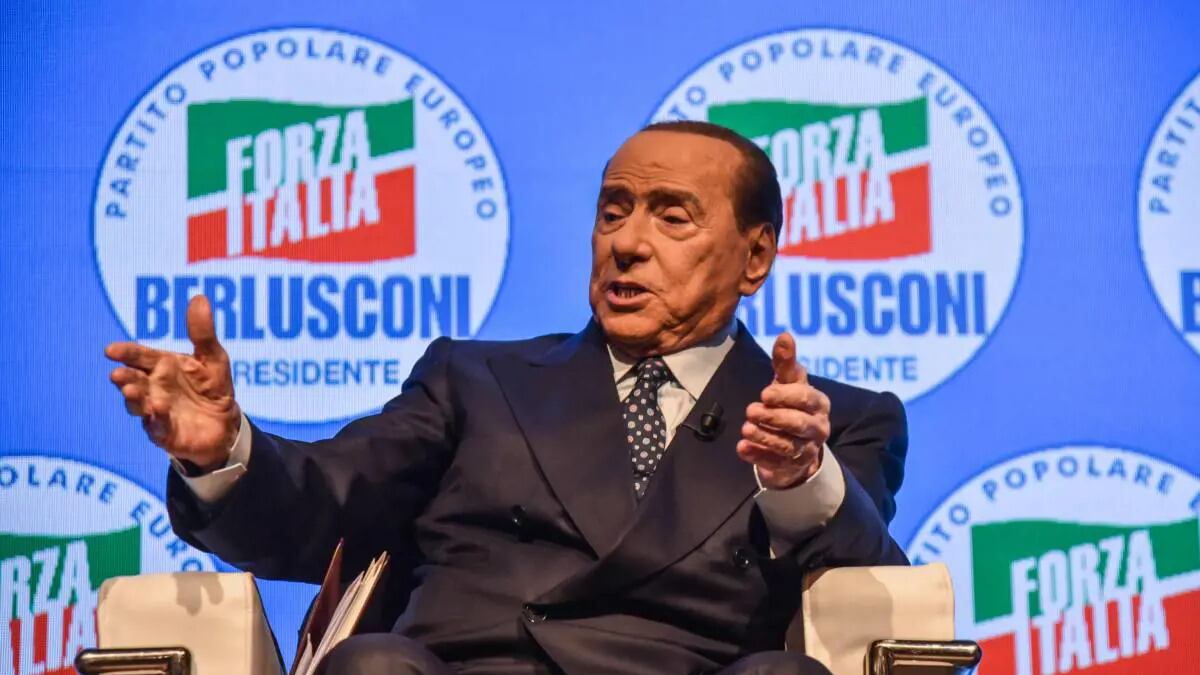Il Cav affossa il Pd: "È ostaggio delle demagogie dei 5 Stelle"
