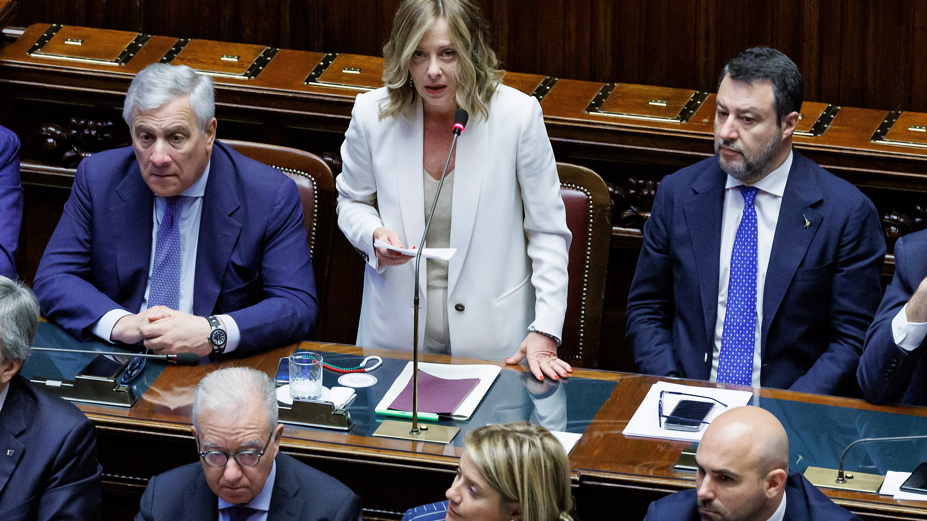 Ue, Meloni: "Un errore imporre una maggioranza fragile"