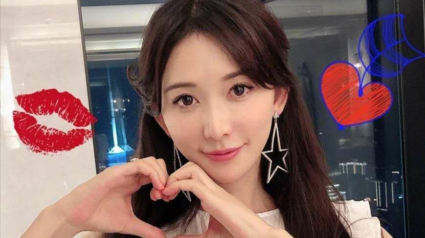 Lin Chi-ling si sposa a 44 anni: la modella cinese non è più una "donna di scarto"