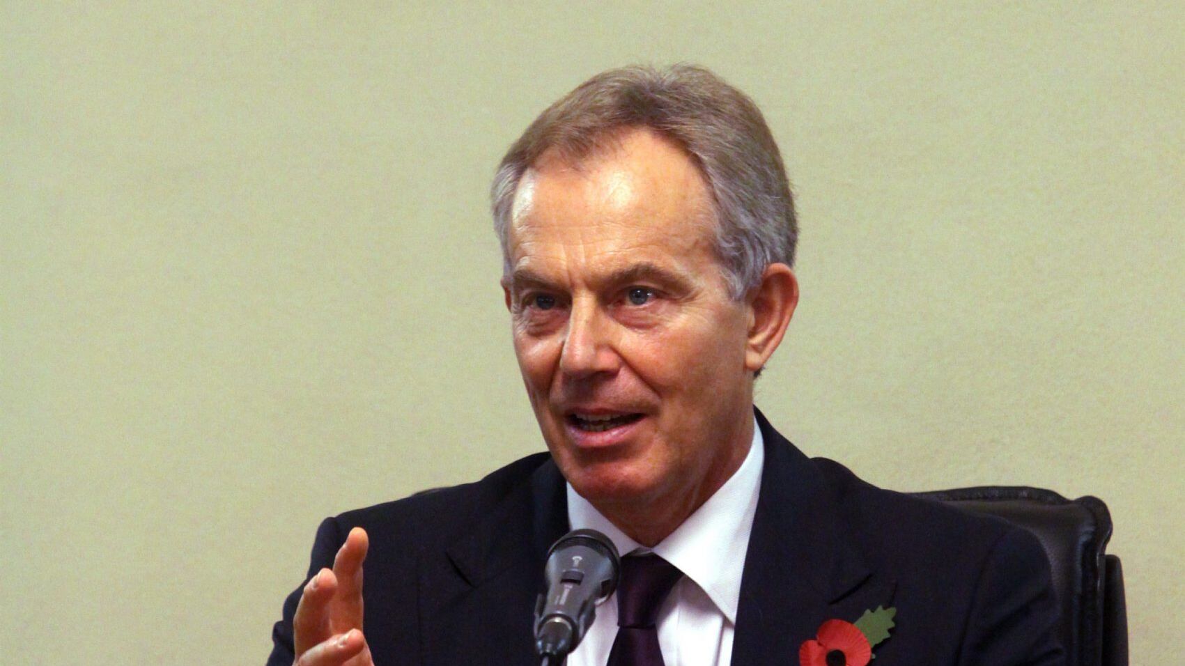 Blair boccia le politiche green. "Così sono destinate a fallire"
