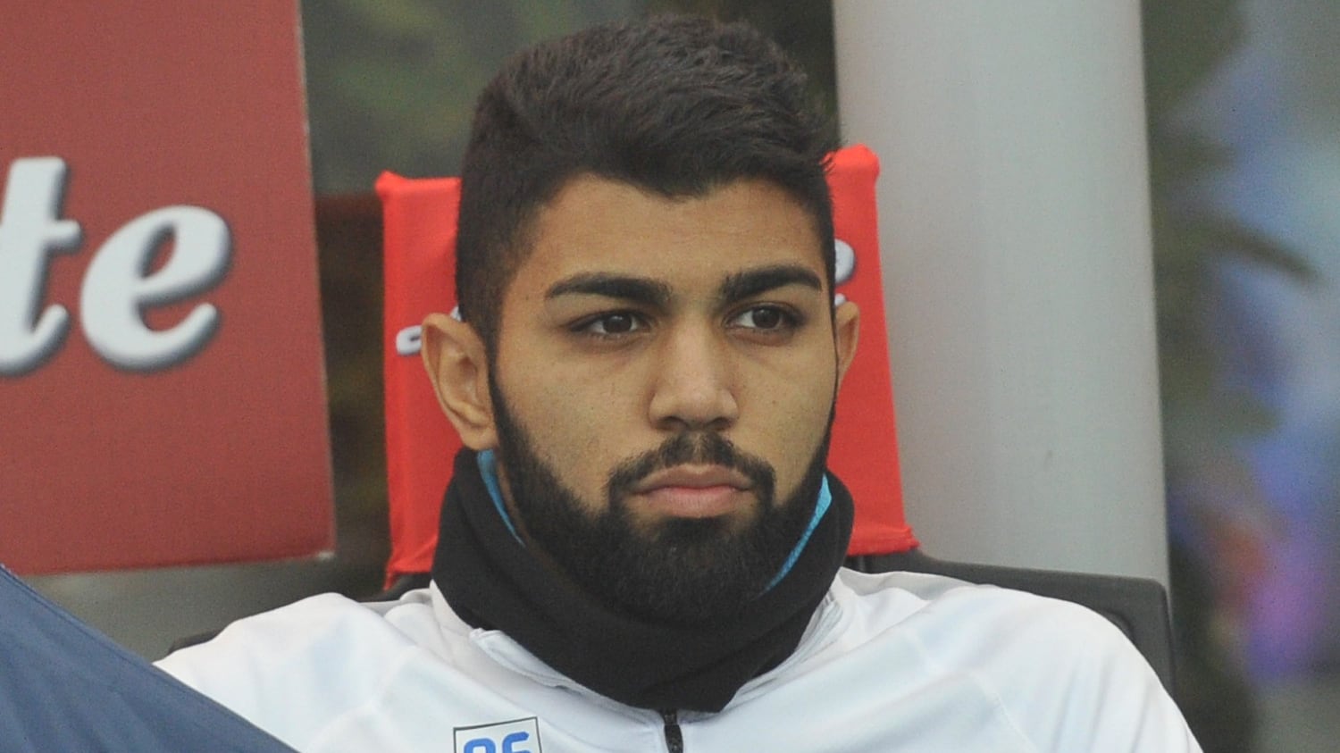 Gabigol in discoteca fino alle 6 del mattino. L'avventura con il Benfica è al capolinea