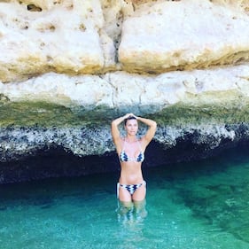 Martina Colombari hot in reggiseno trasparente 4