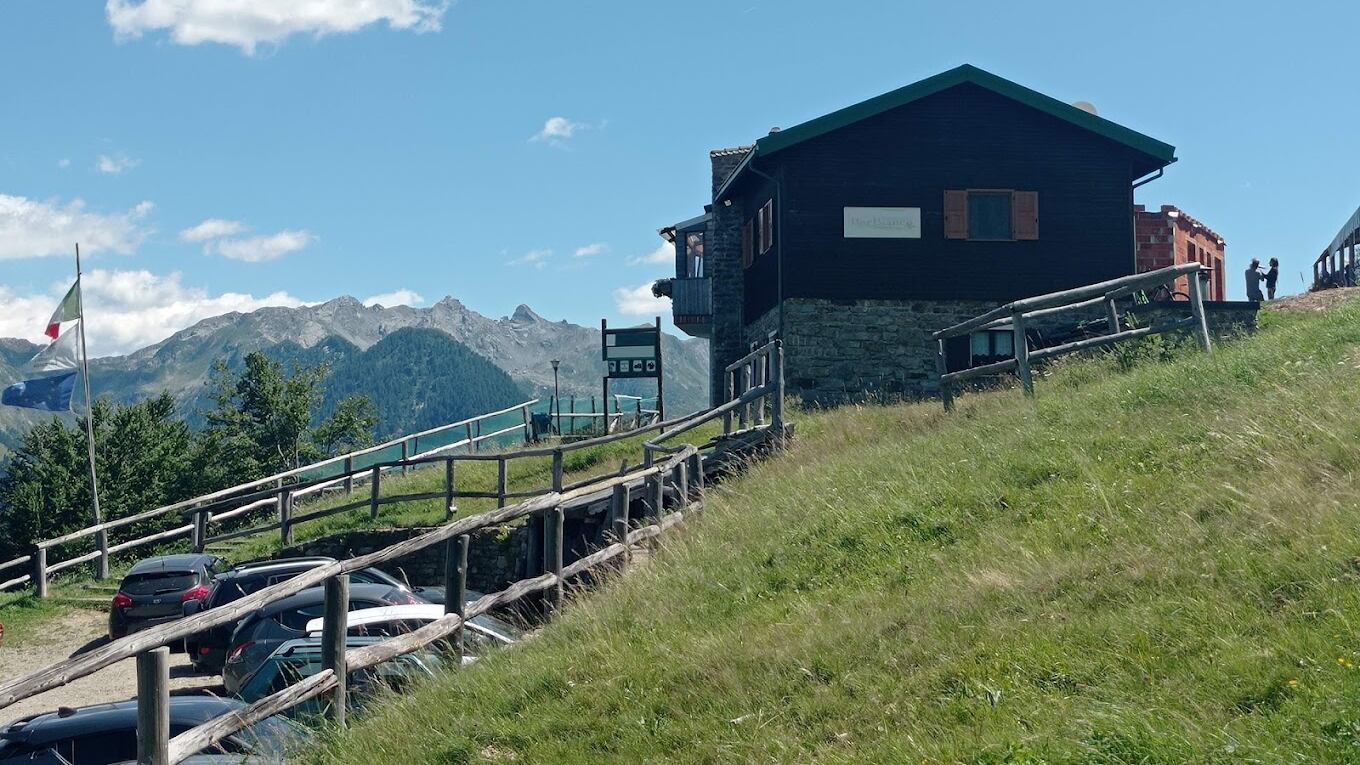 Paura in Valtellina: esplosione in un rifugio durante il pranzo di Ferragosto