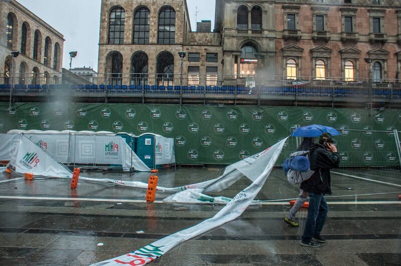 Violento temporale sconvolge la città di Milano 9