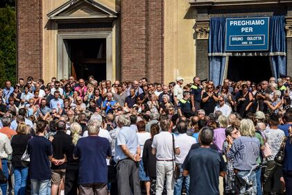 Legnano, i funerali di Bruno Gulotta 5