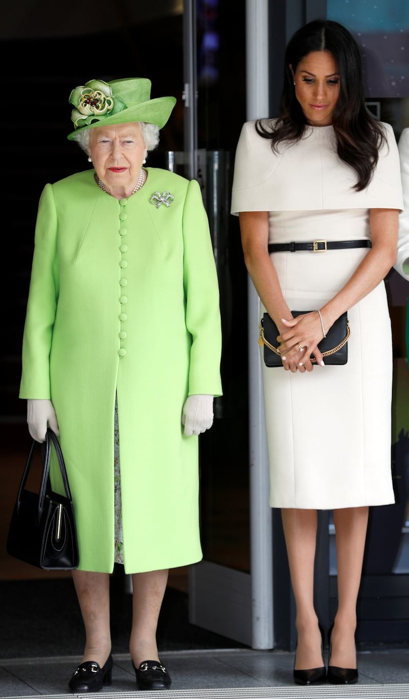 Meghan Markle raggiante con la Regina 10
