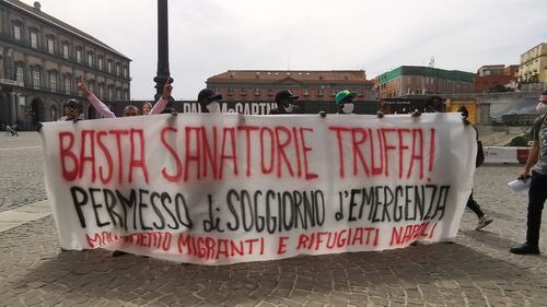 Migranti in protesta contro la sanatoria 1