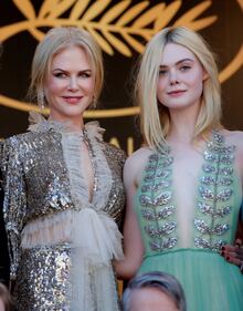 Nicole Kidman ed Elle Fanning sul red carpet di Cannes 14