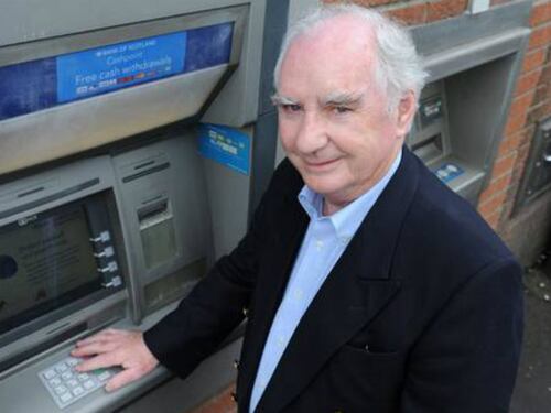 "Ho inventato il bancomat e non sono ricco.Voi miliardari che rivoluzione avete fatto?