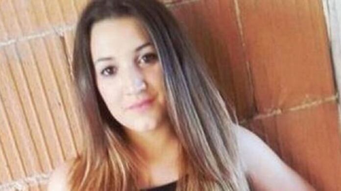 Noemi, oggi i funerali: lutto cittadino a Specchia