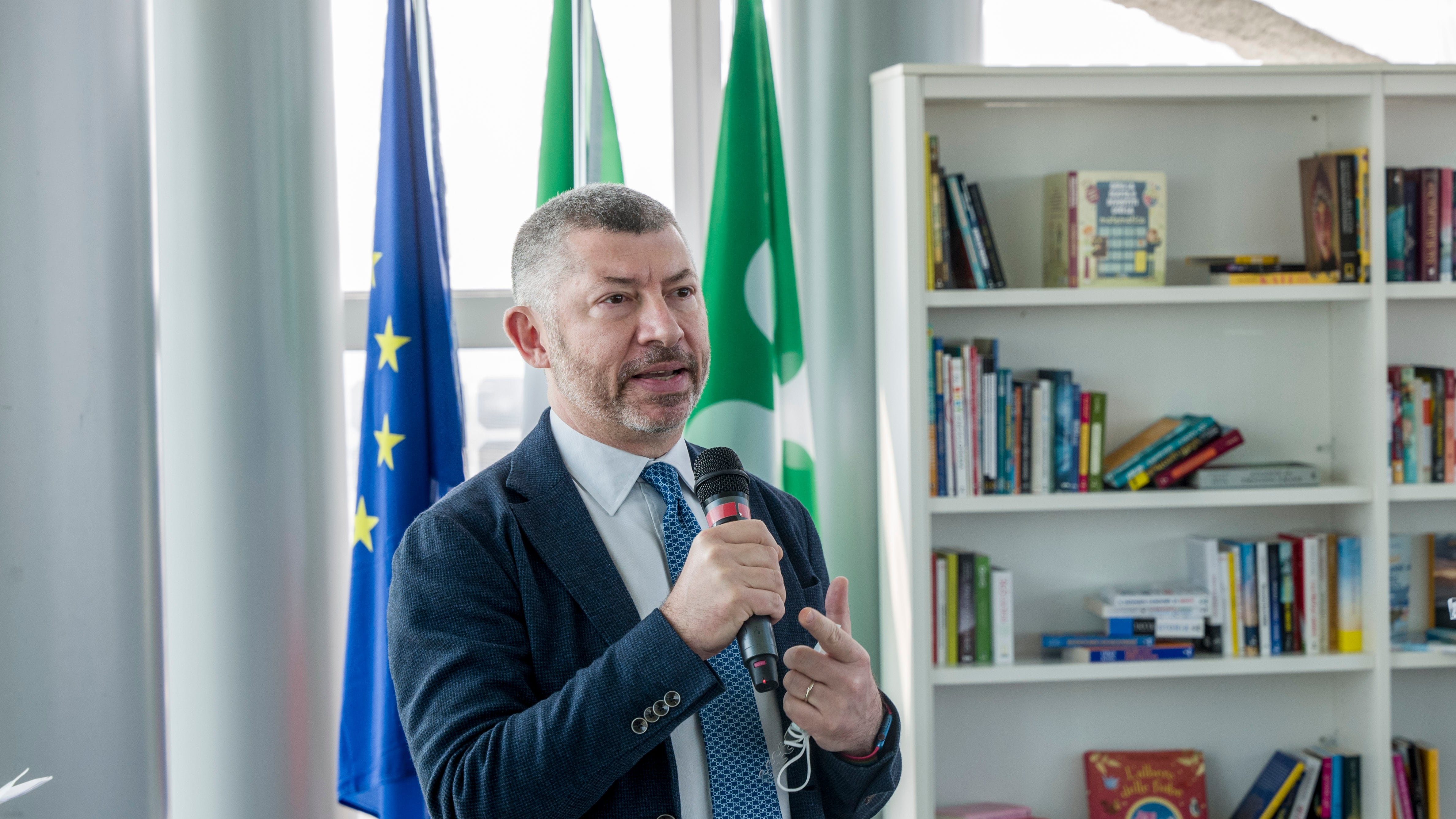 Il caso arriva in Parlamento con Fi e Iv