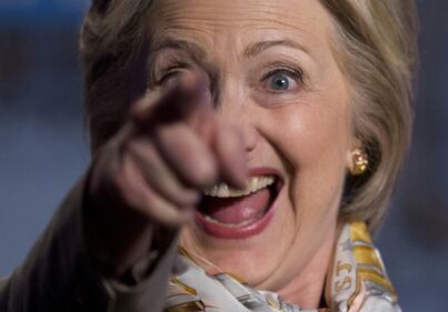 Hillary festeggia la vittoria 11