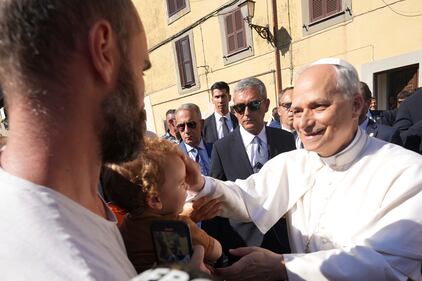 Papa Leone XIV arriva a Castel Gandolfo 2