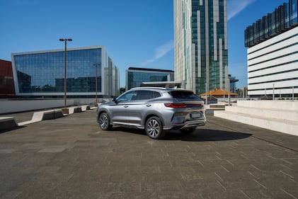 Le foto di BYD Seal U DM-i: il SUV plug-in che punta tutto su comfort ed efficienza 2
