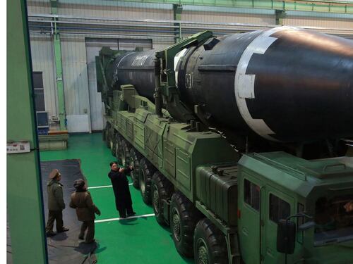 Corea del Nord, iniziati i test per armare i missili con l'antrace