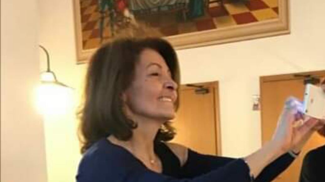 "Mamma cantava e l'ho ammazzata". Ma il giudice lo assolve