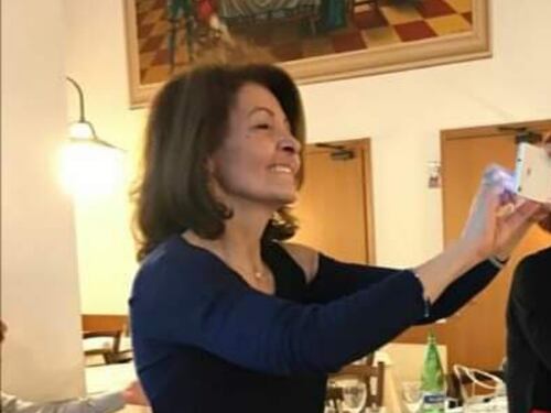 "Mamma cantava e l'ho ammazzata". Ma il giudice lo assolve