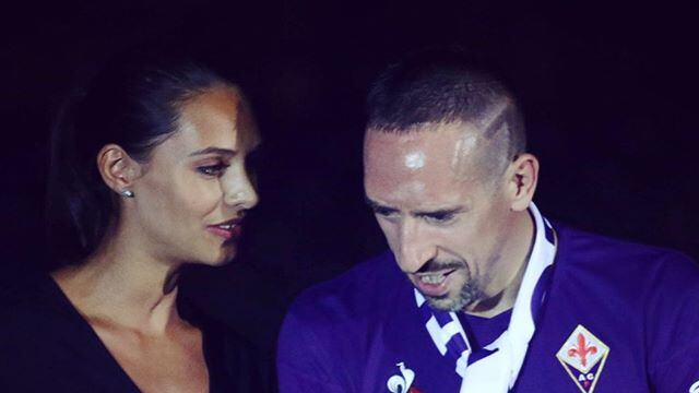 Fiorentina, ecco chi è Alessia Enriquez. L'interprete che ha rubato la scena a Ribery