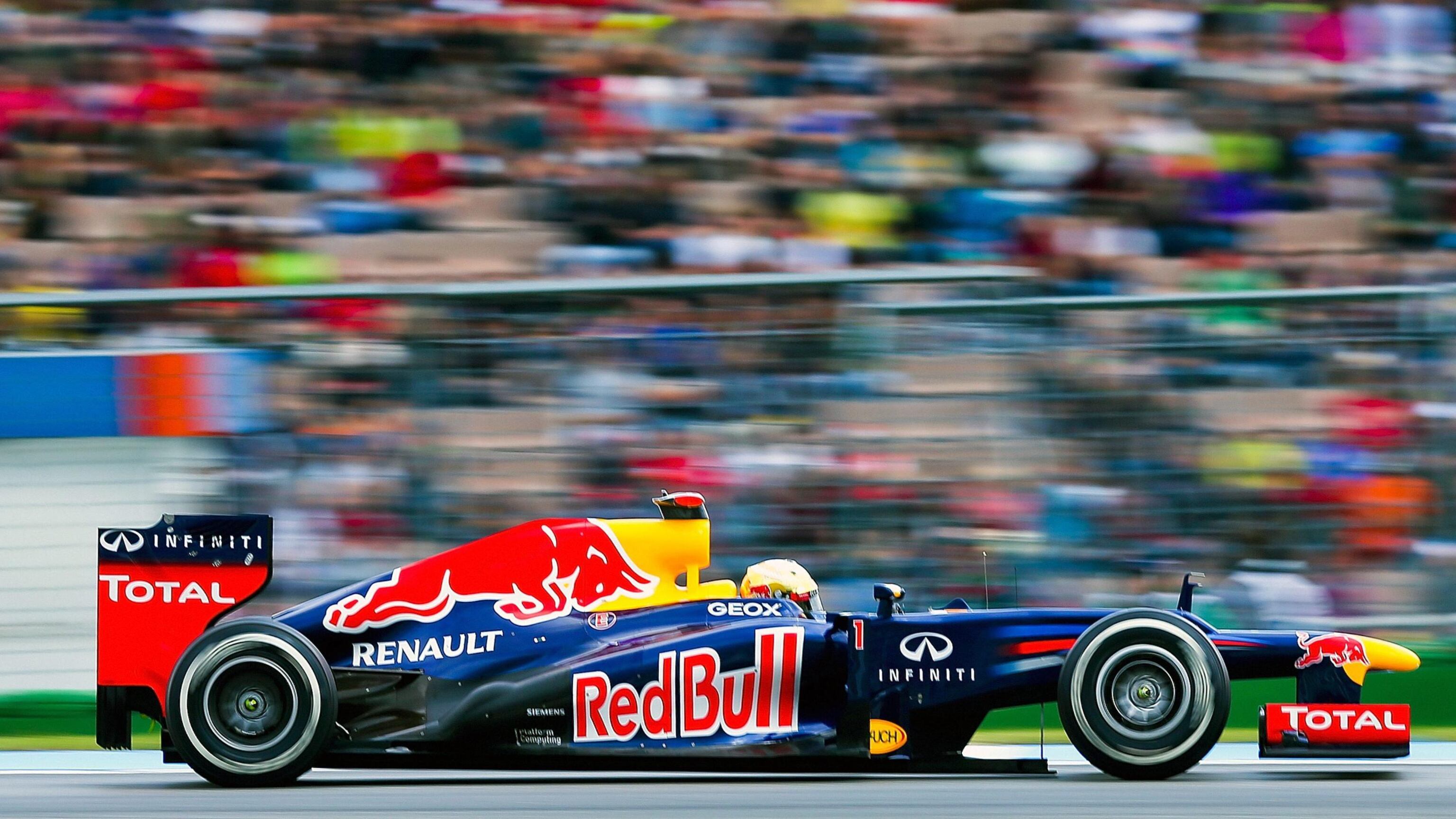 Maxi-furto in casa Red Bull. Rubati oltre 6o trofei