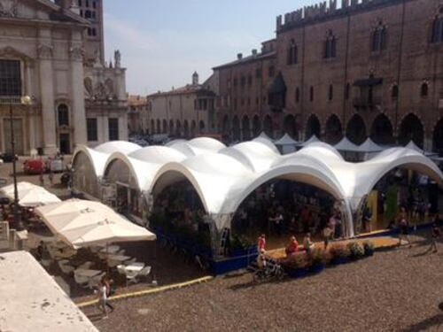 Psichiatri, lettori deboli, milf e hipster: il meglio del festival di Mantova